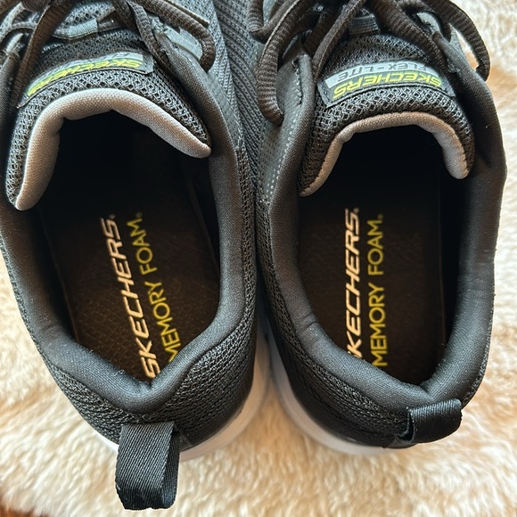 Men’s Skechers shoes. As new. - Picture 3 of 7